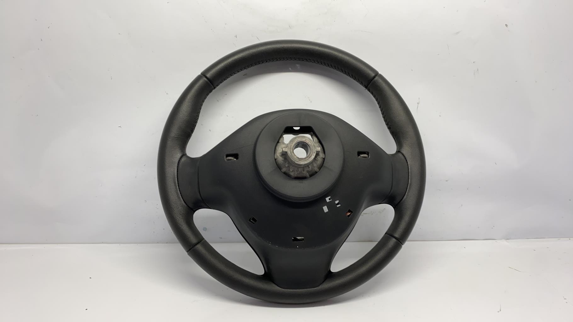 Volant renault clio 4 phase 1