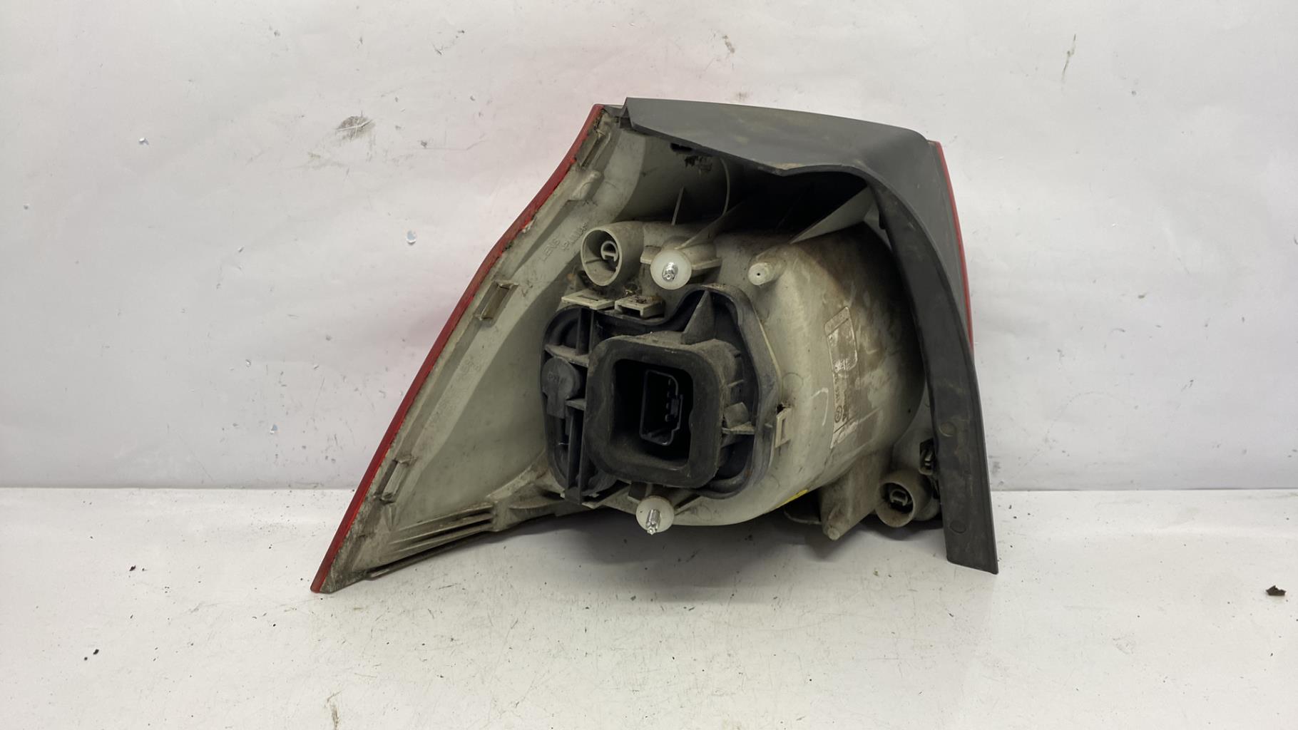 Feu arriere principal droit (feux) volkswagen golf 5