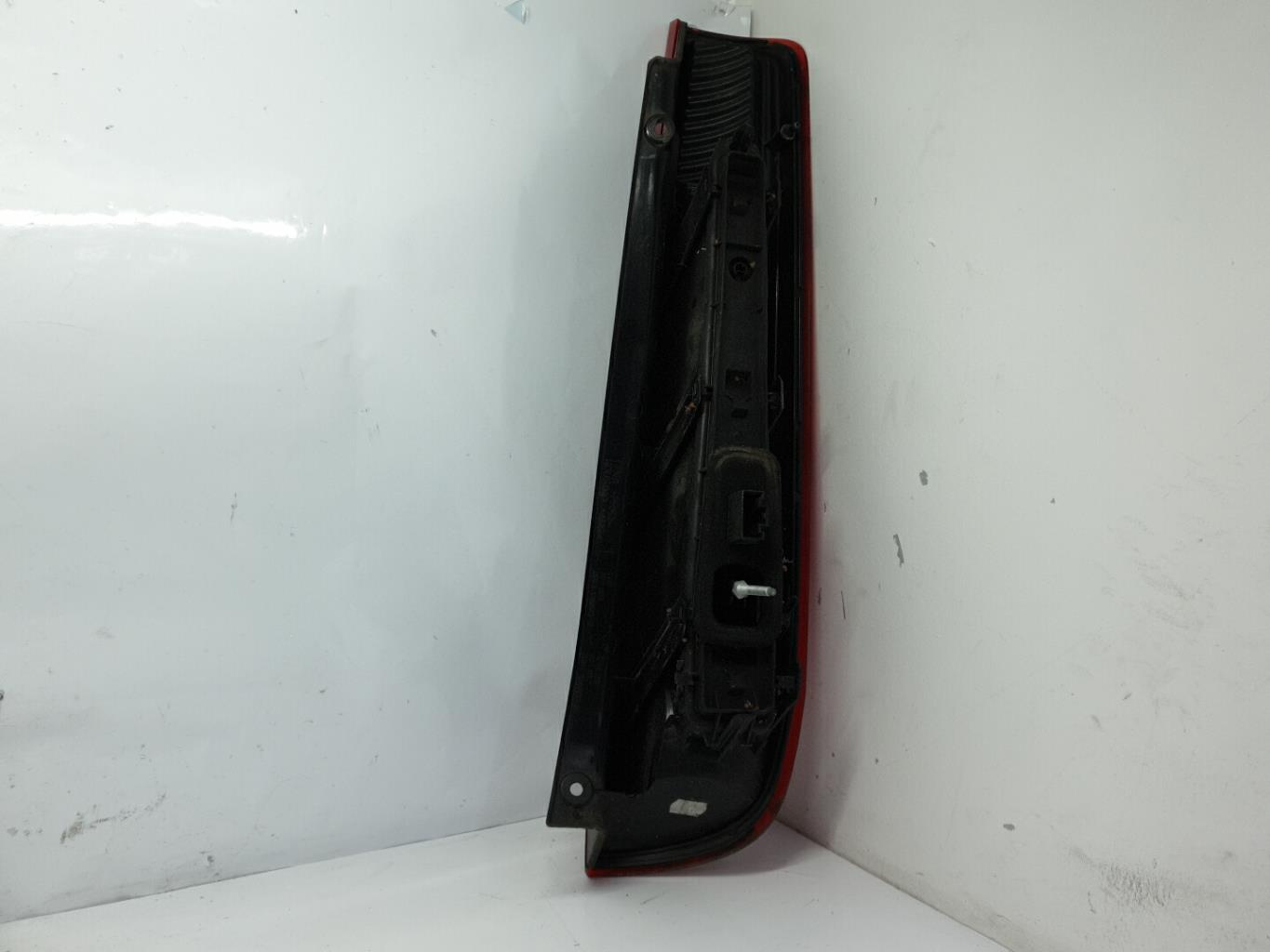 Feu arriere principal gauche (feux) ford fiesta 5 phase 1