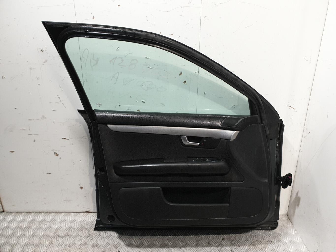 Porte avant gauche audi a4 2 avant phase 1 break