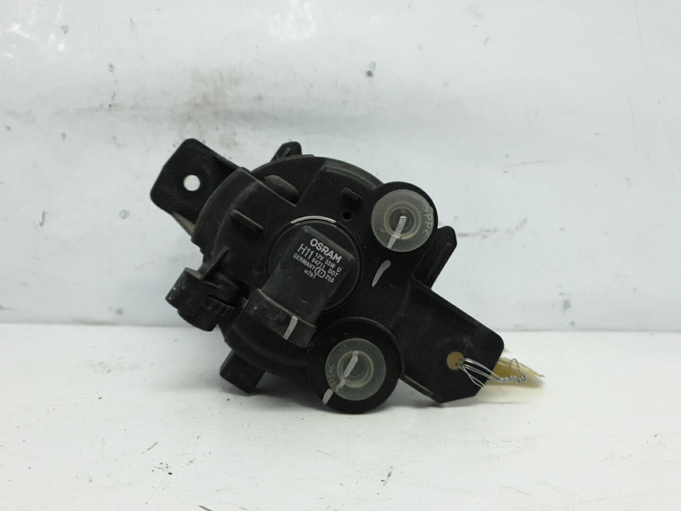 Anti brouillard droit (feux) renault clio 2 phase 2