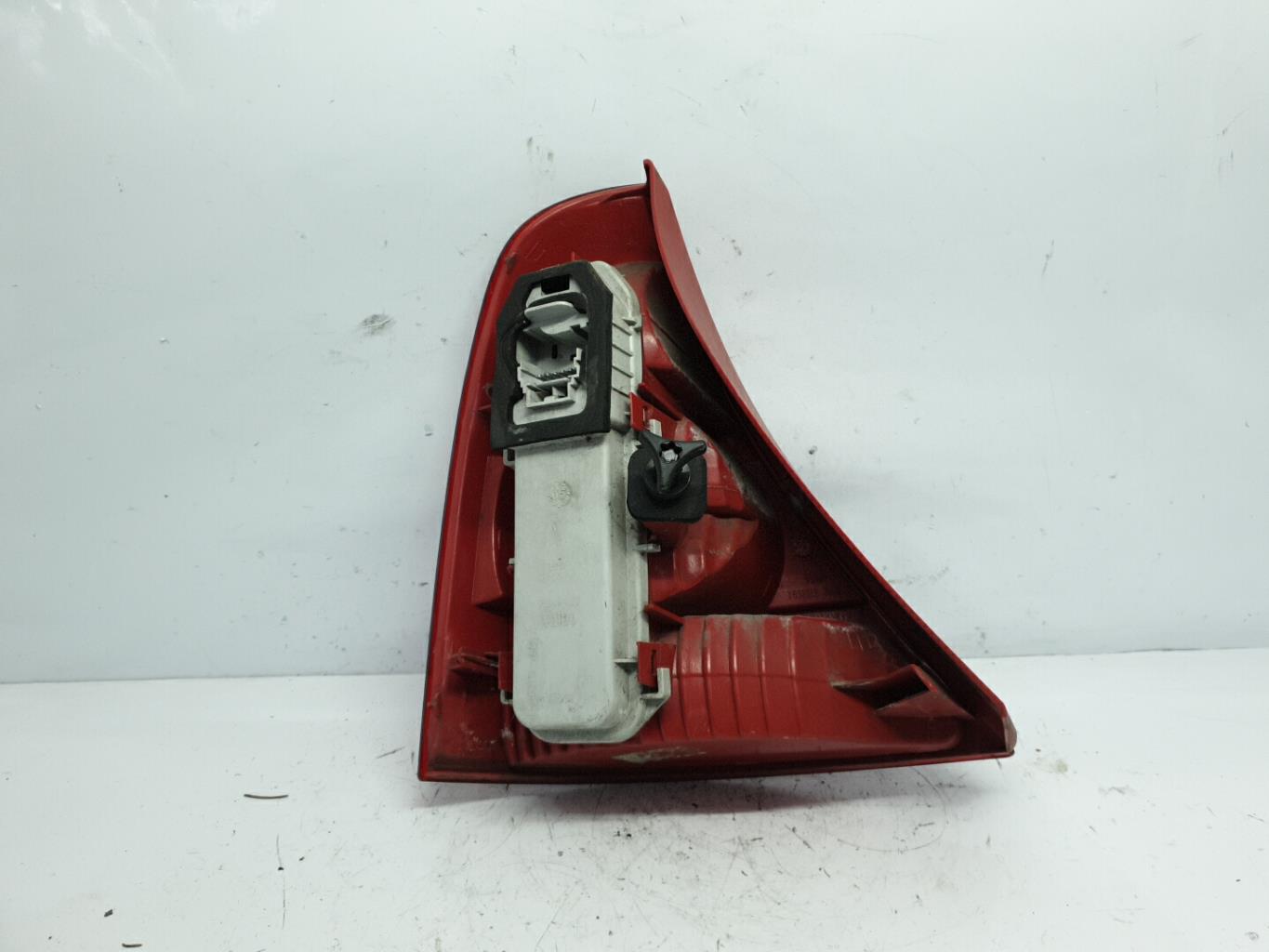 Feu arriere principal droit (feux) renault clio 2 campus phase 1