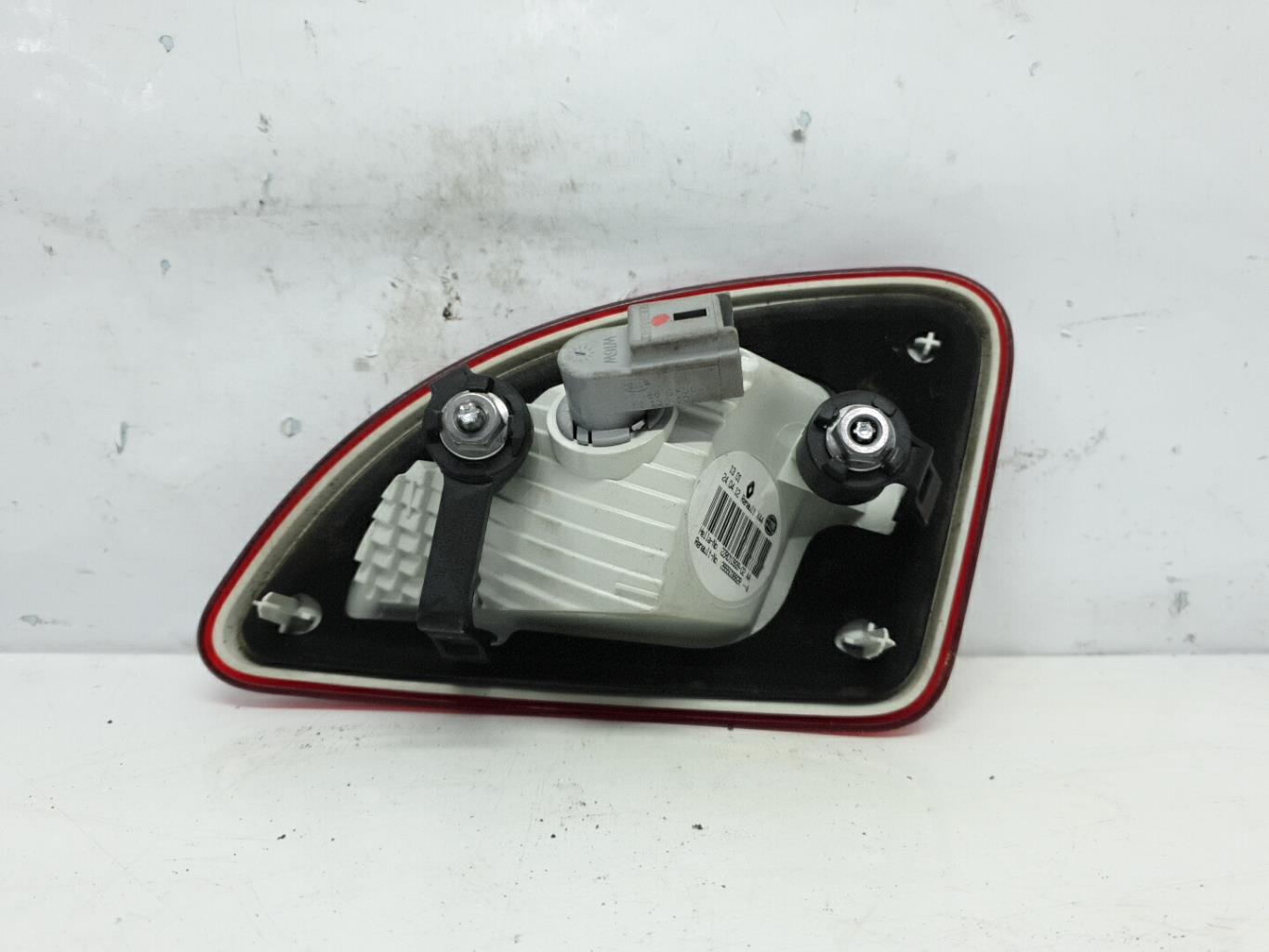 Feu arriere secondaire droit (feux) renault twingo 2 phase 2