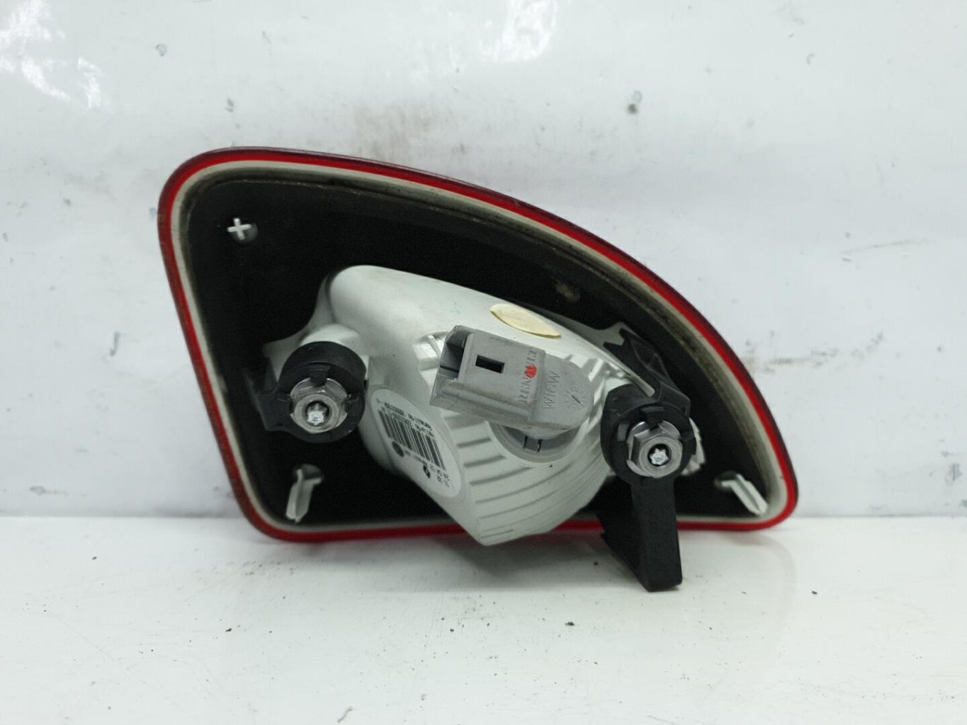 Feu arriere secondaire gauche (feux) renault twingo 2 phase 2