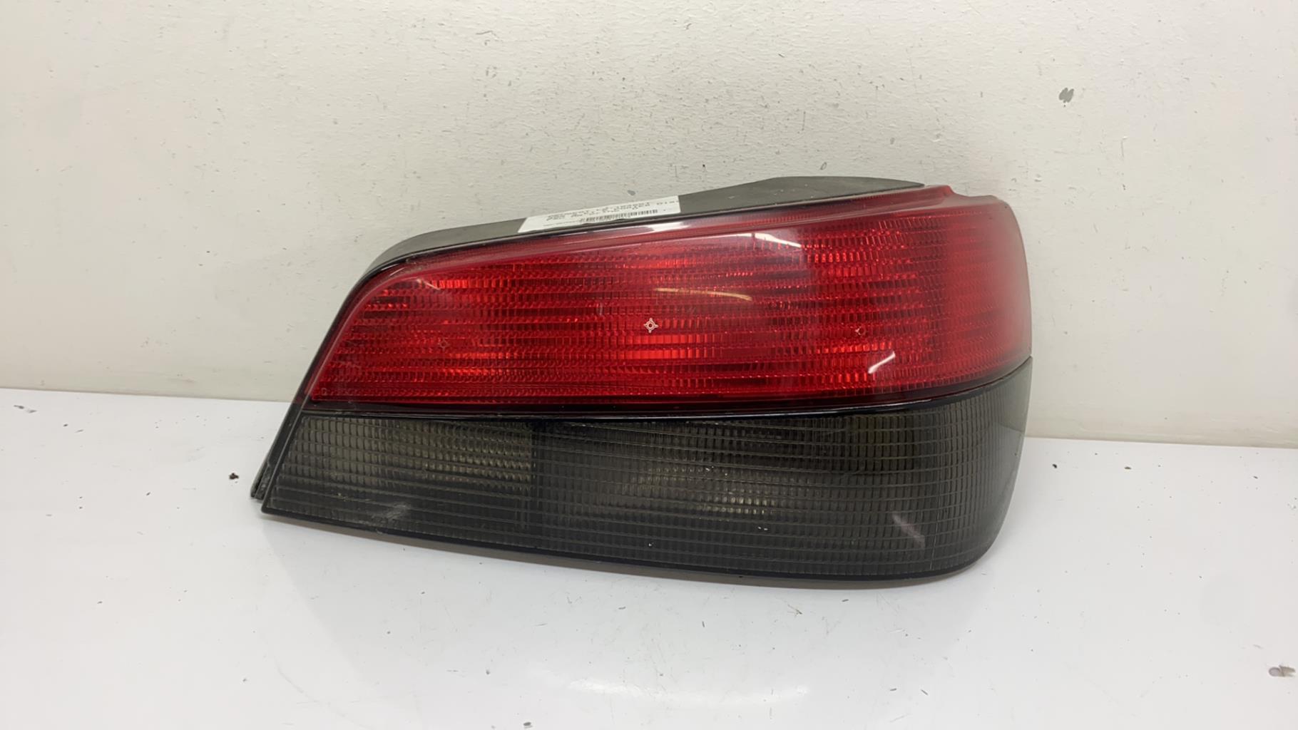 Feu arriere principal droit (feux) peugeot 306 phase 2