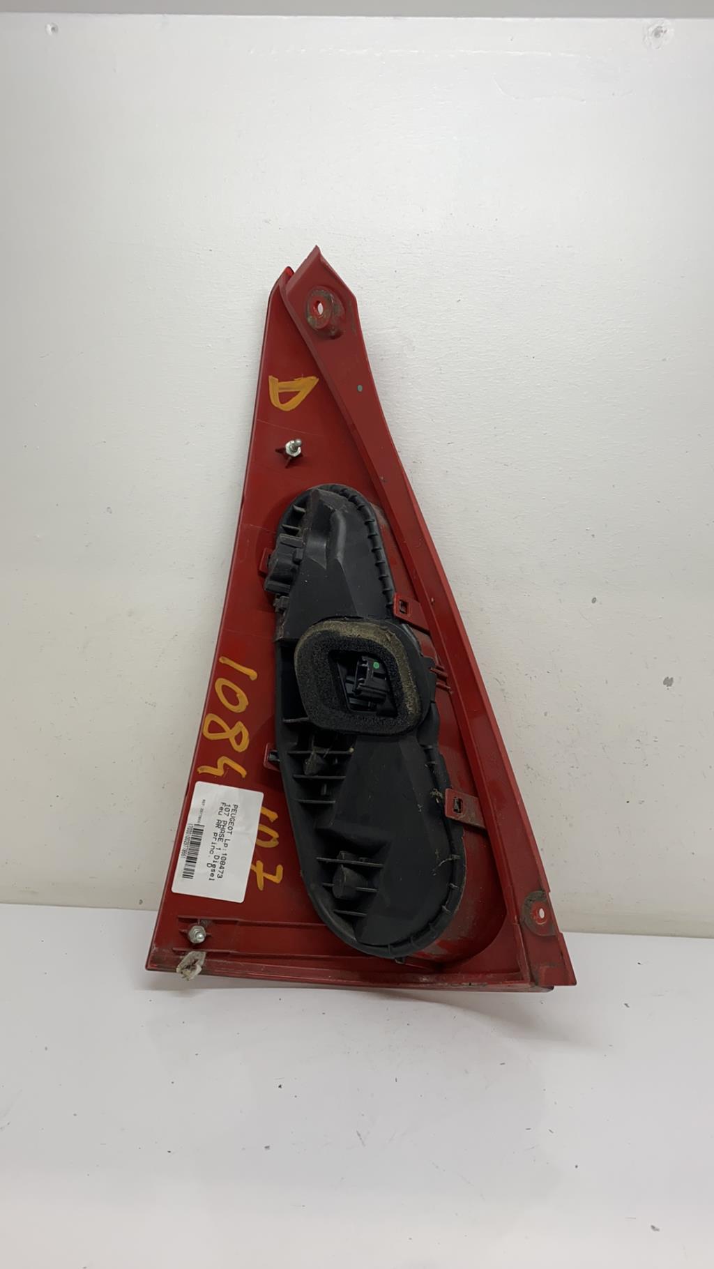 Feu arriere principal droit (feux) peugeot 107 phase 1