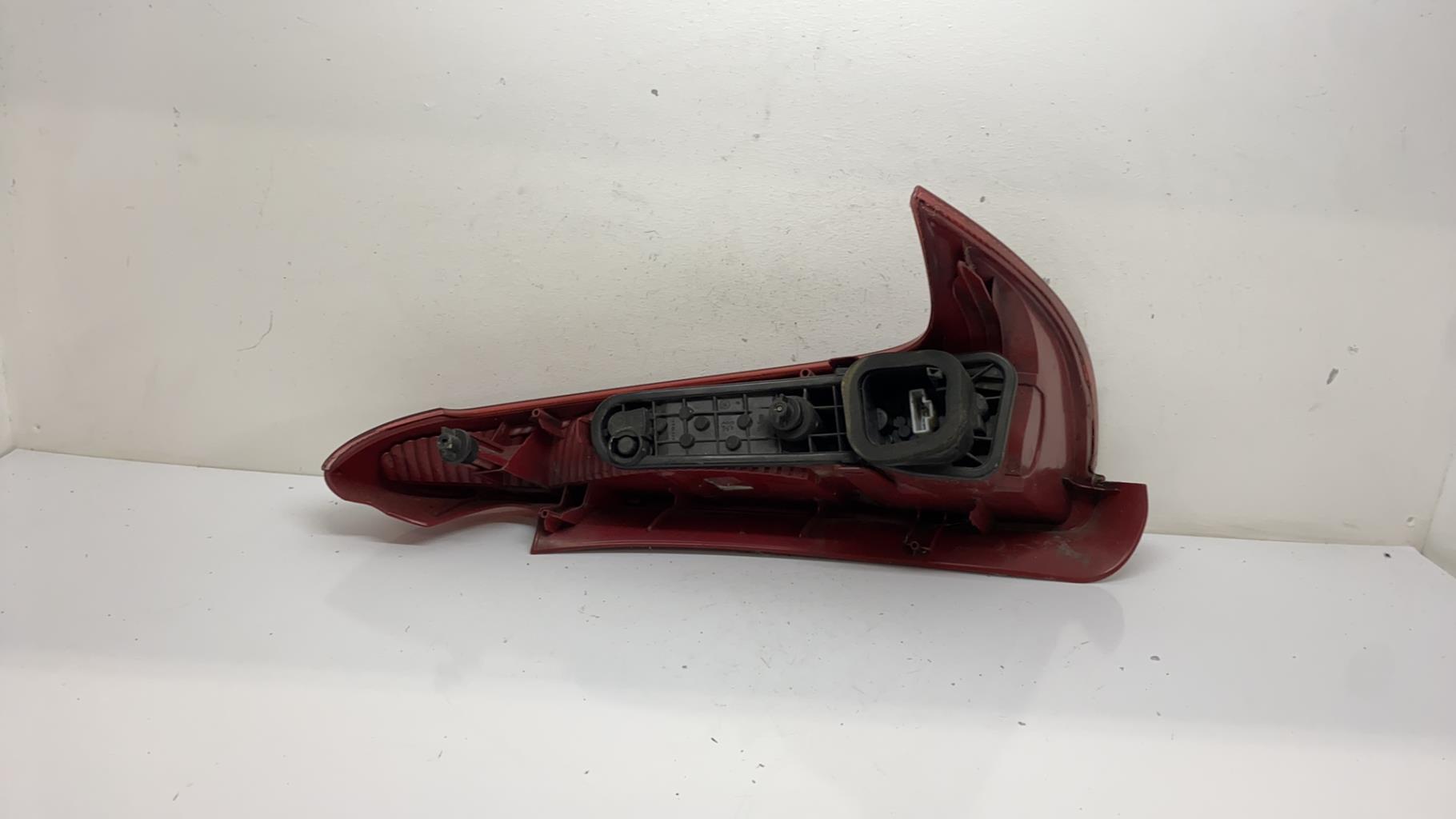 Feu arriere principal gauche (feux) peugeot 206 phase 1 break