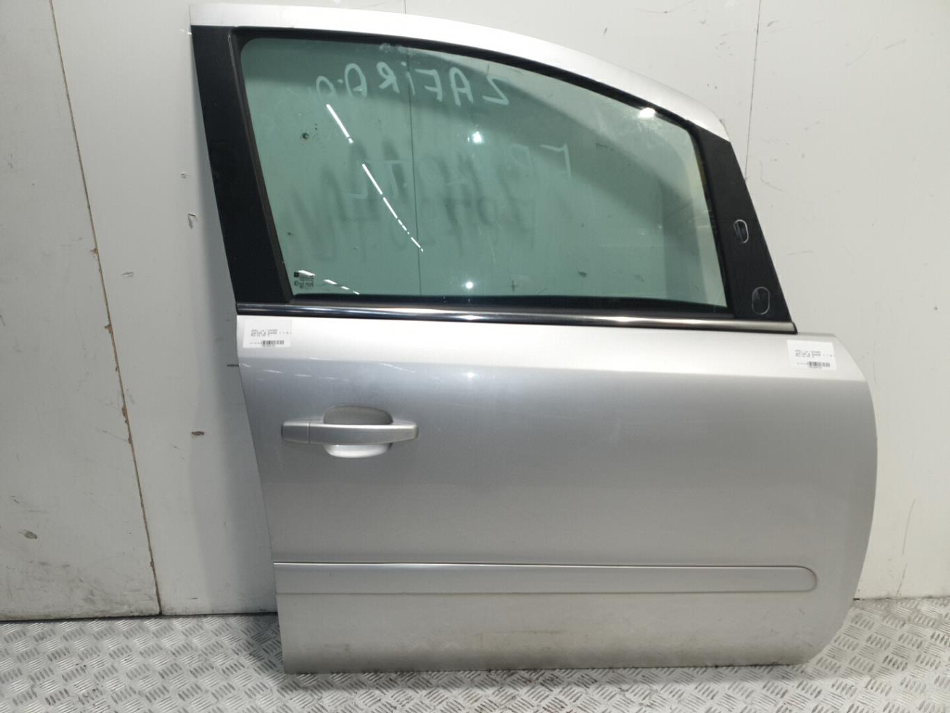 Porte avant droit opel zafira b phase 1