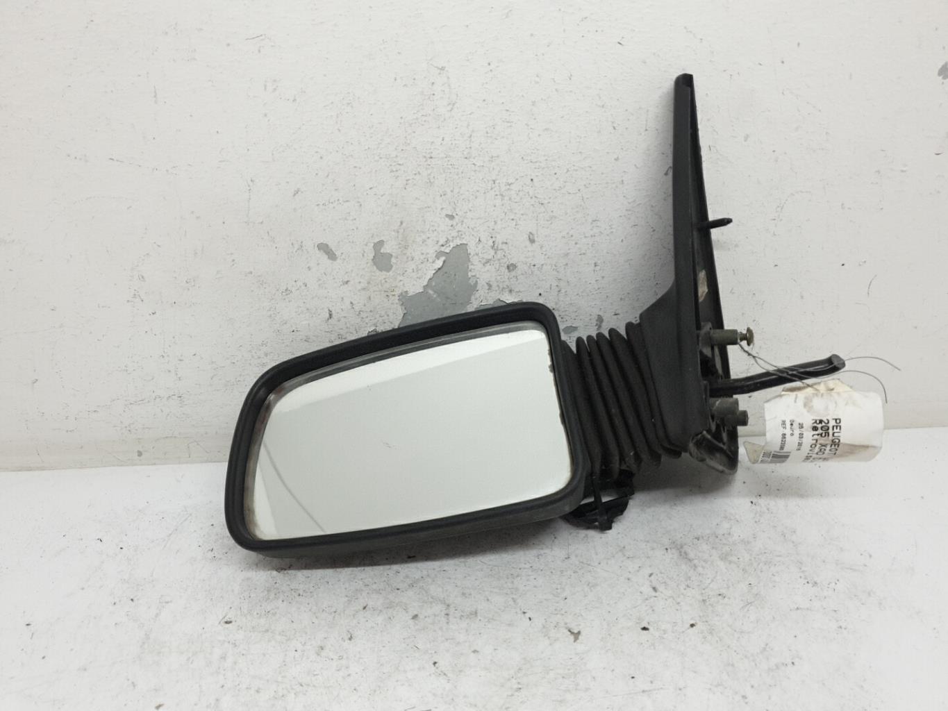 Retroviseur gauche peugeot 205 phase 2