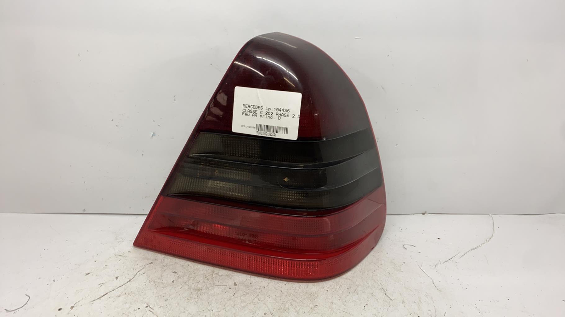 Feu arriere principal droit (feux) mercedes classe c 202 phase 2