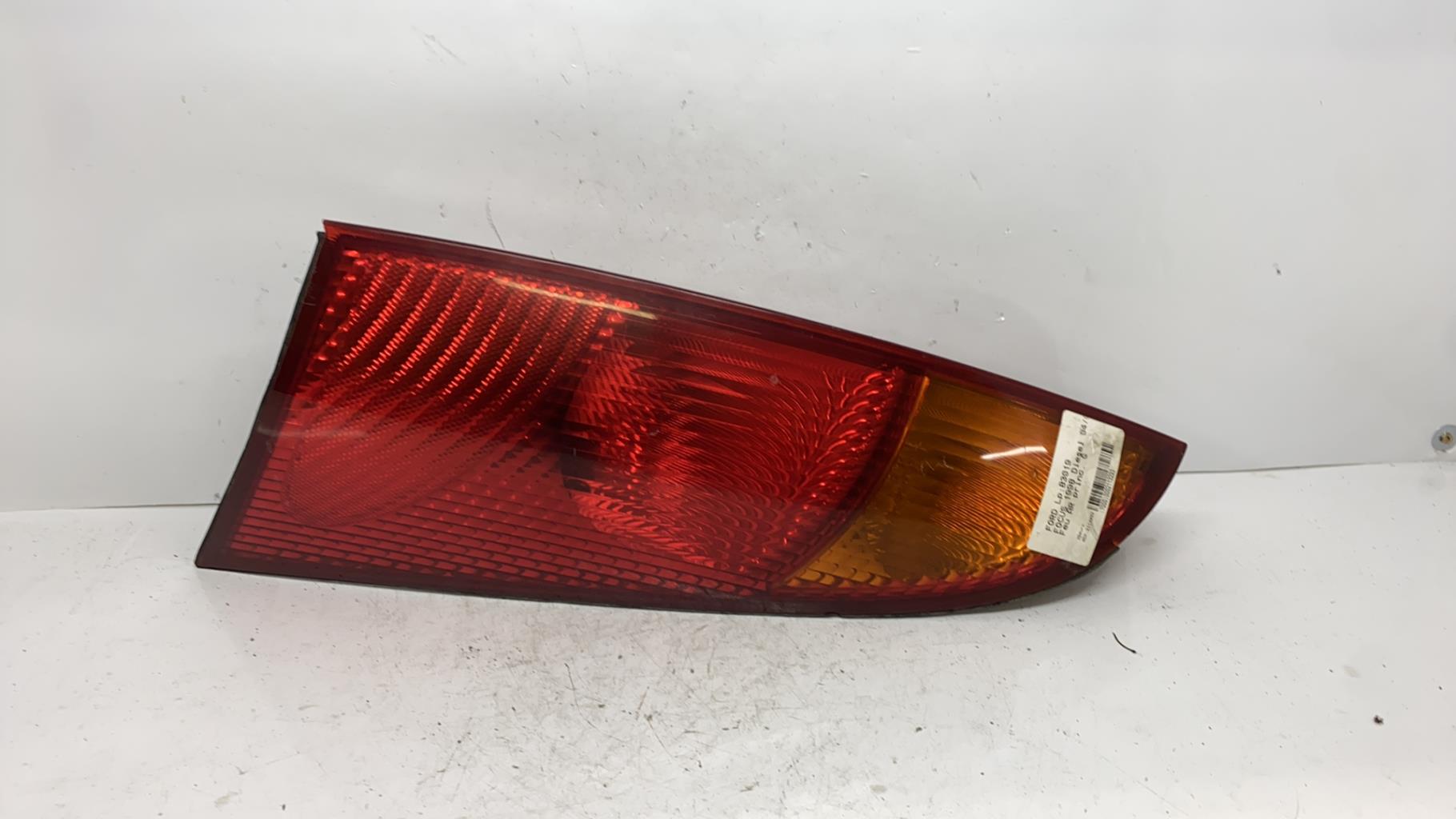 Feu arriere principal gauche (feux) ford focus 1