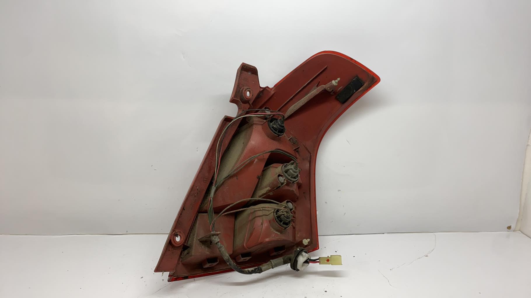 Feu arriere principal gauche (feux) suzuki swift 3