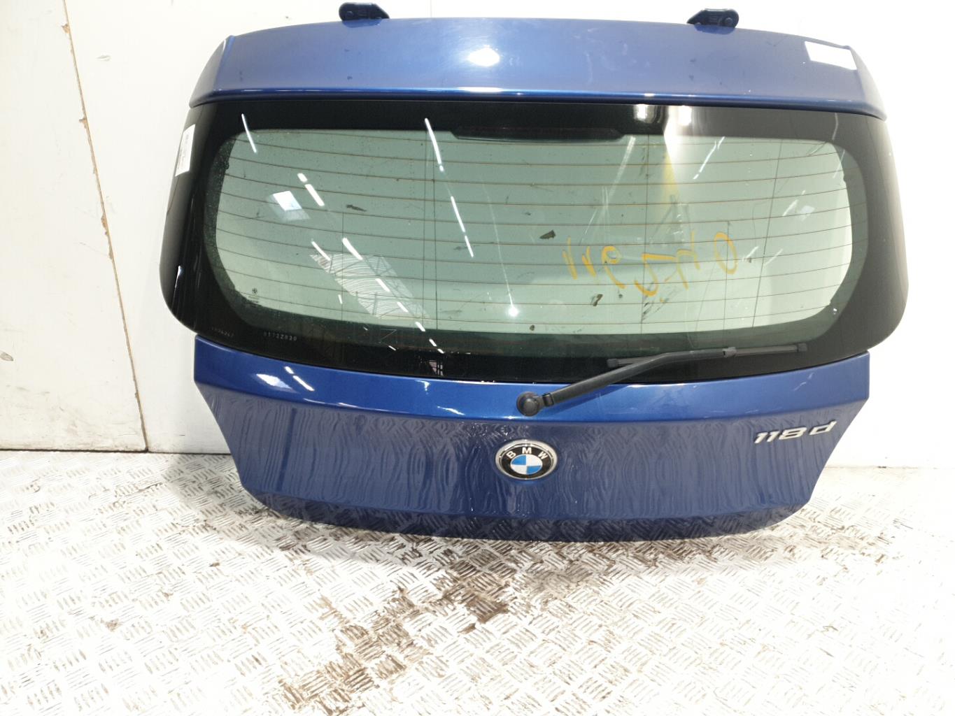 Malle/Hayon arriere bmw serie 1 e81
