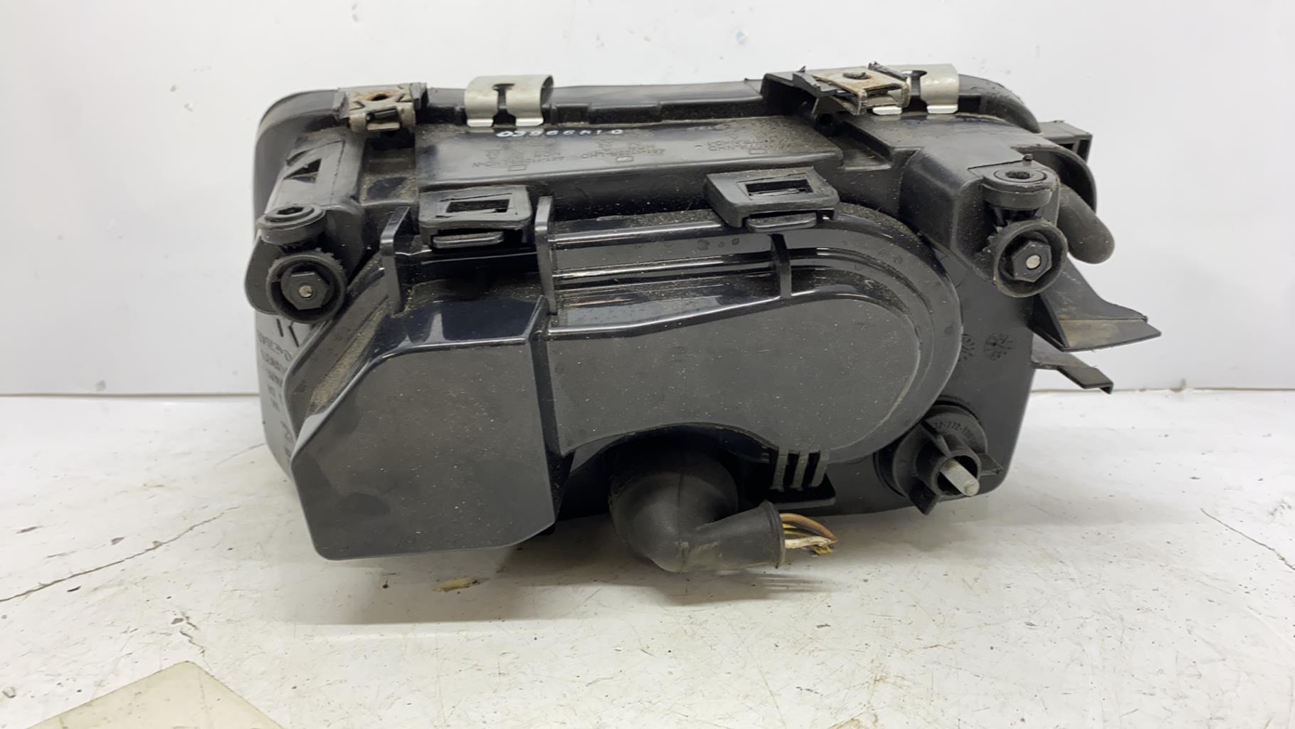 Optique avant principal droit (feux)(phare) audi a3 1 phase 1