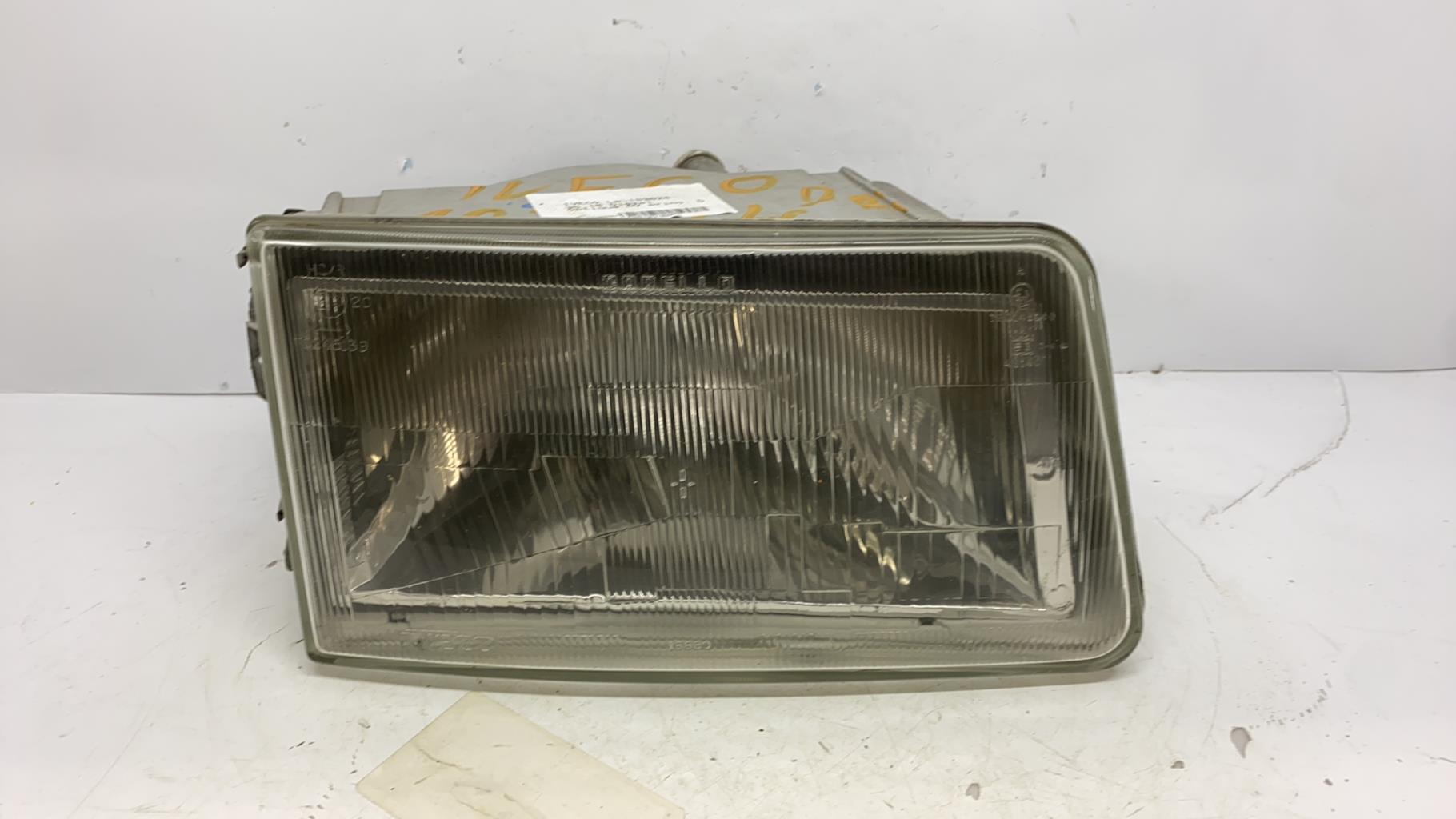 Optique avant principal droit (feux)(phare) iveco daily 2 phase 2