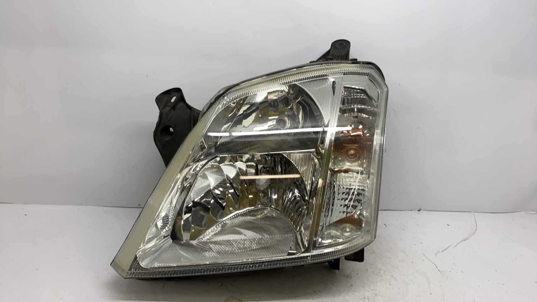 Optique avant principal gauche (feux)(phare) opel meriva a phase 1