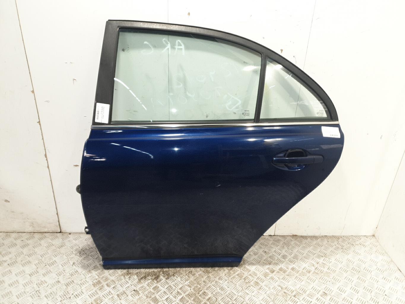 Porte arriere gauche toyota avensis 2 phase 1