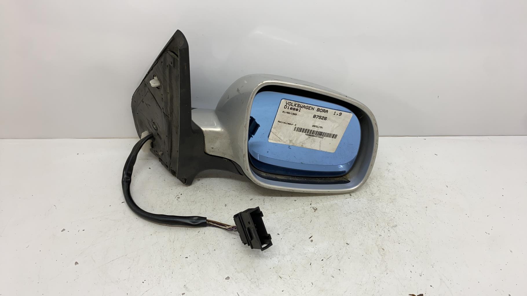 Retroviseur droit volkswagen bora