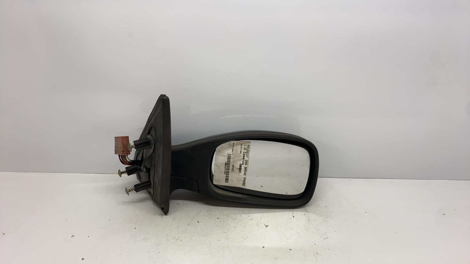 Retroviseur droit peugeot 306 break