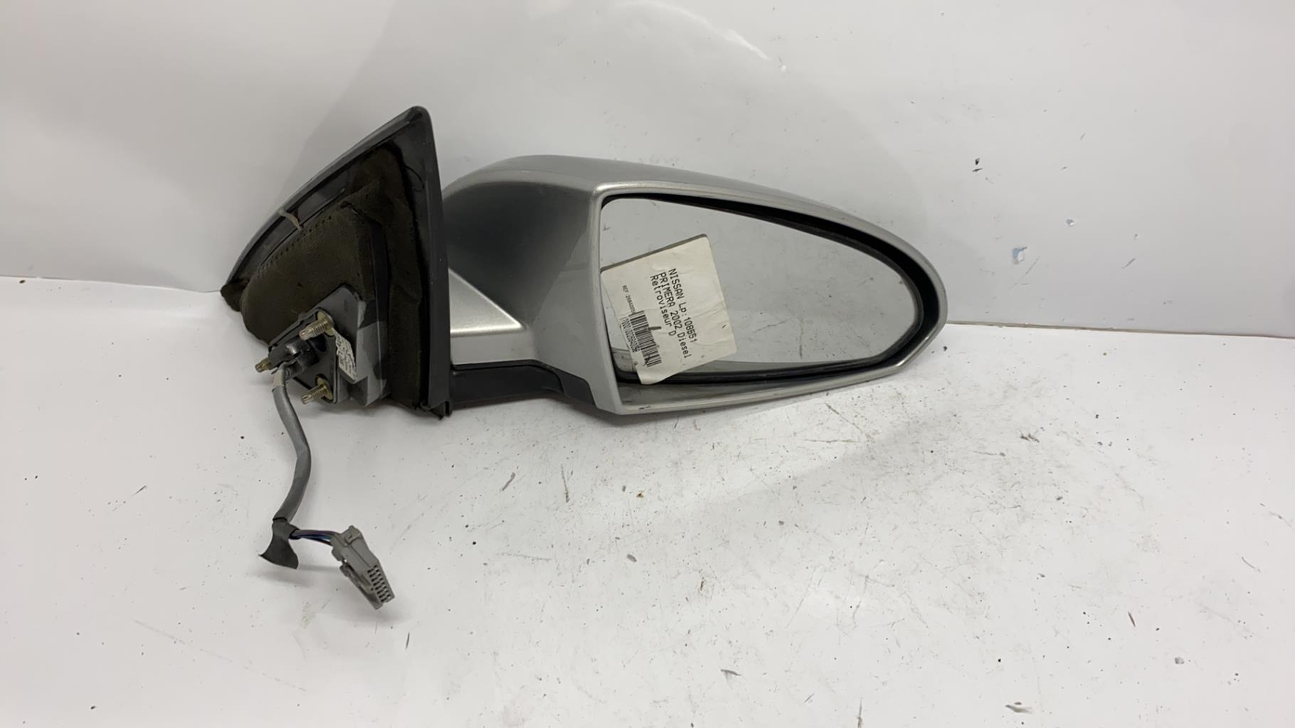 Retroviseur droit nissan primera 4