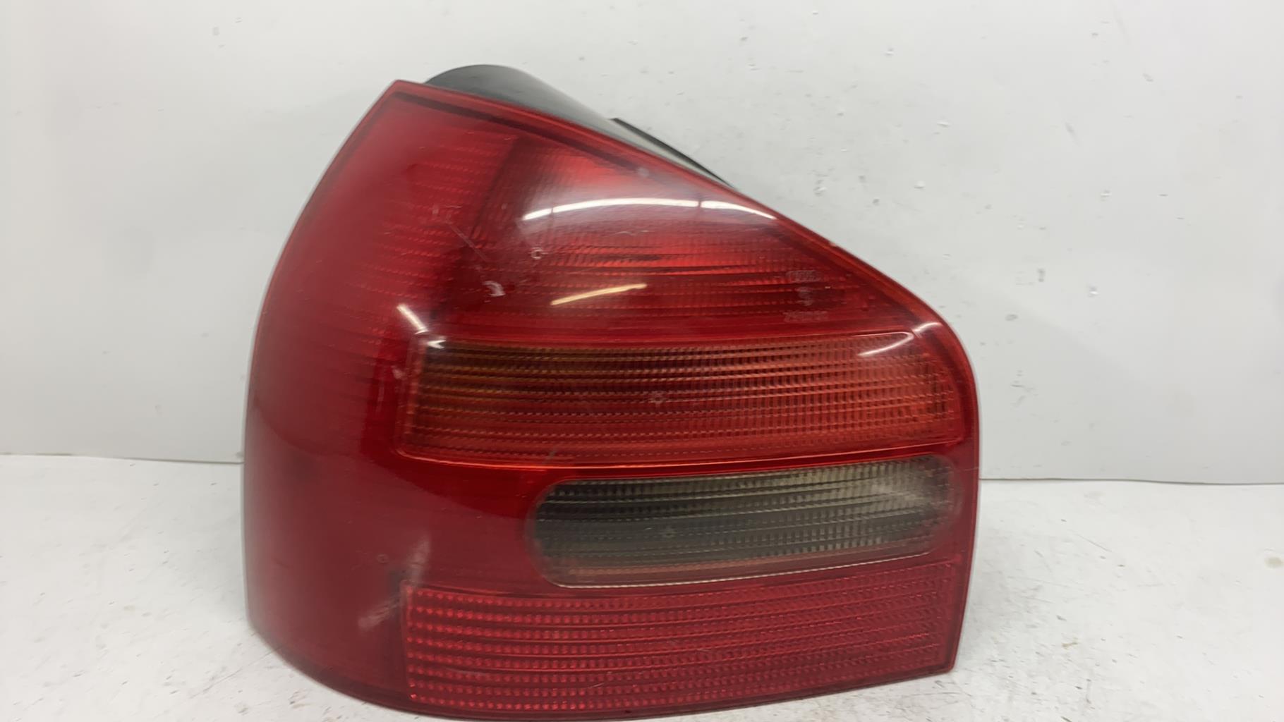 Feu arriere principal gauche (feux) audi a3 1 phase 1