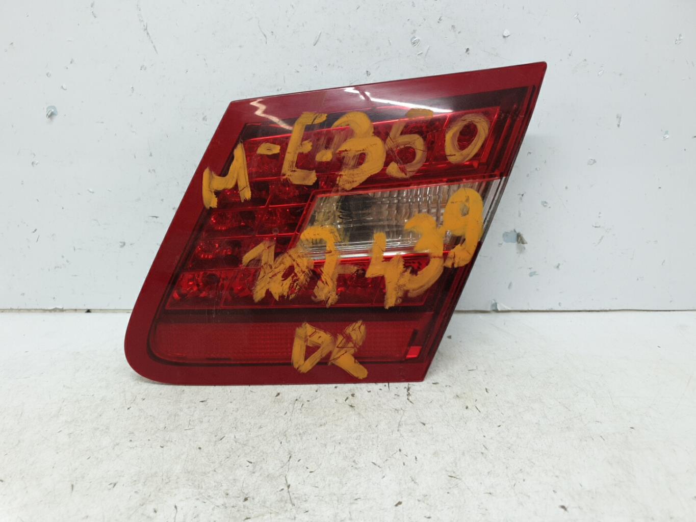 Feu arriere secondaire droit (feux) mercedes classe e 207 phase 1 coupe