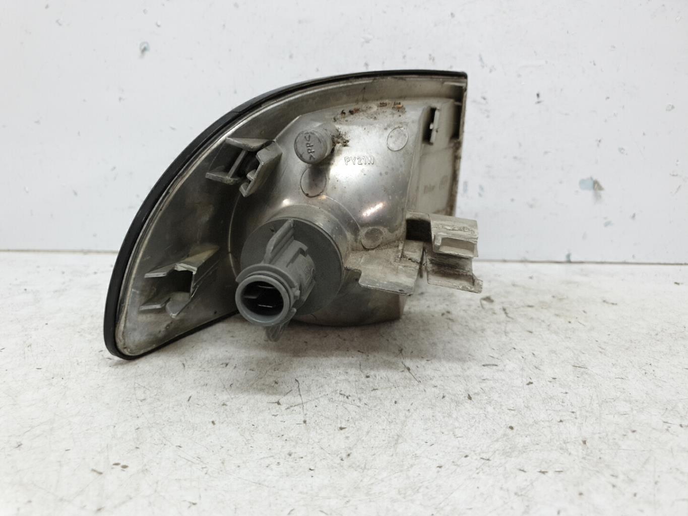 Optique avant secondaire gauche (feux)(clignotant) audi a4 1 phase 1