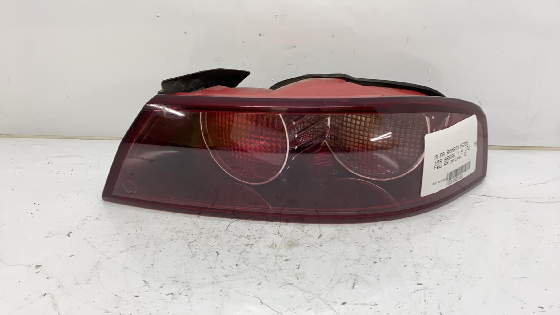 Feu arriere principal droit (feux) alfa romeo 159 break
