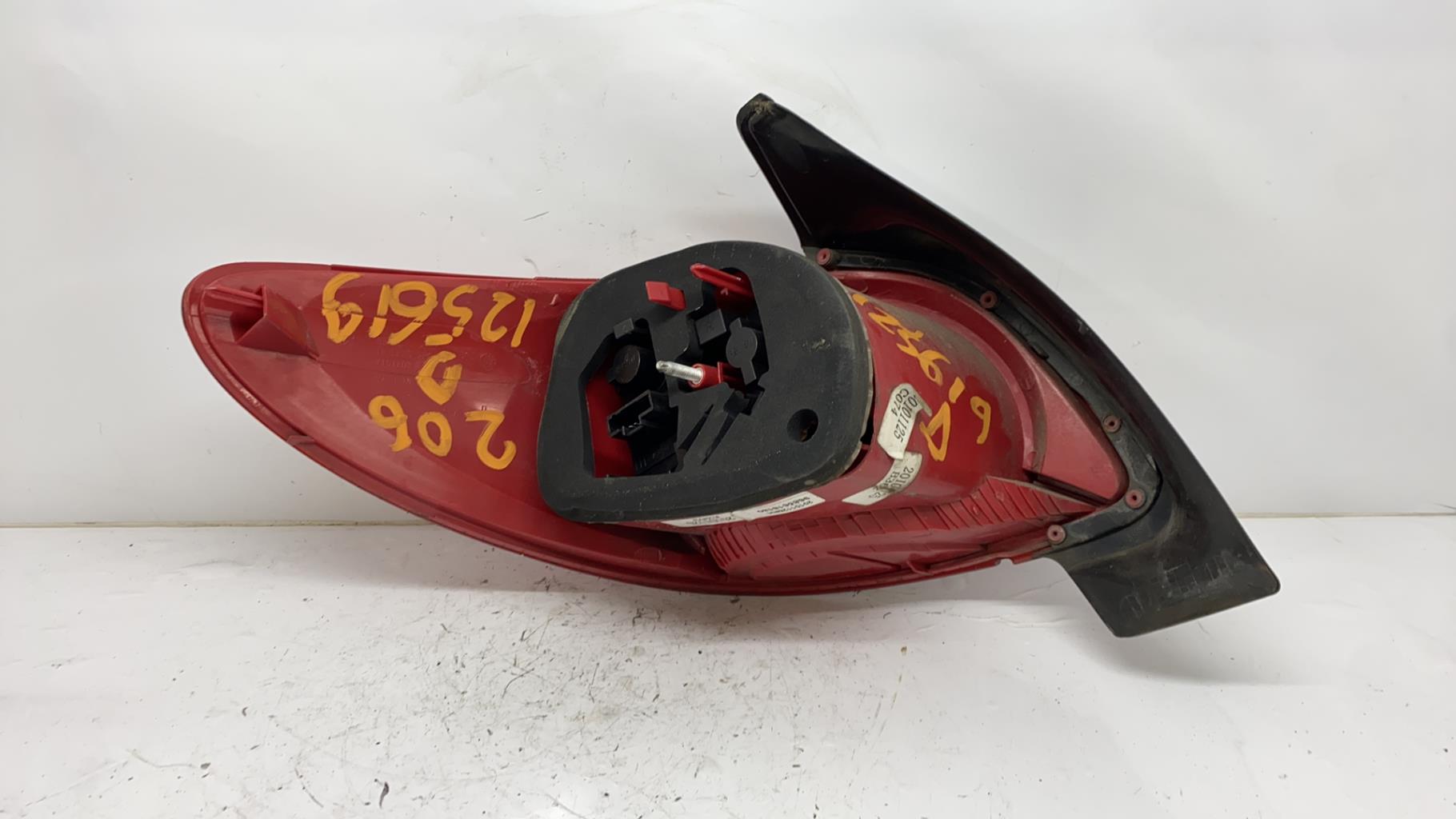 Feu arriere principal droit (feux) peugeot 206+