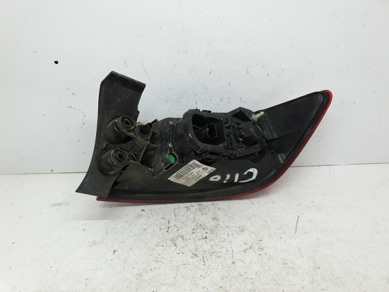 Feu arriere principal gauche (feux) renault clio 4 phase 1