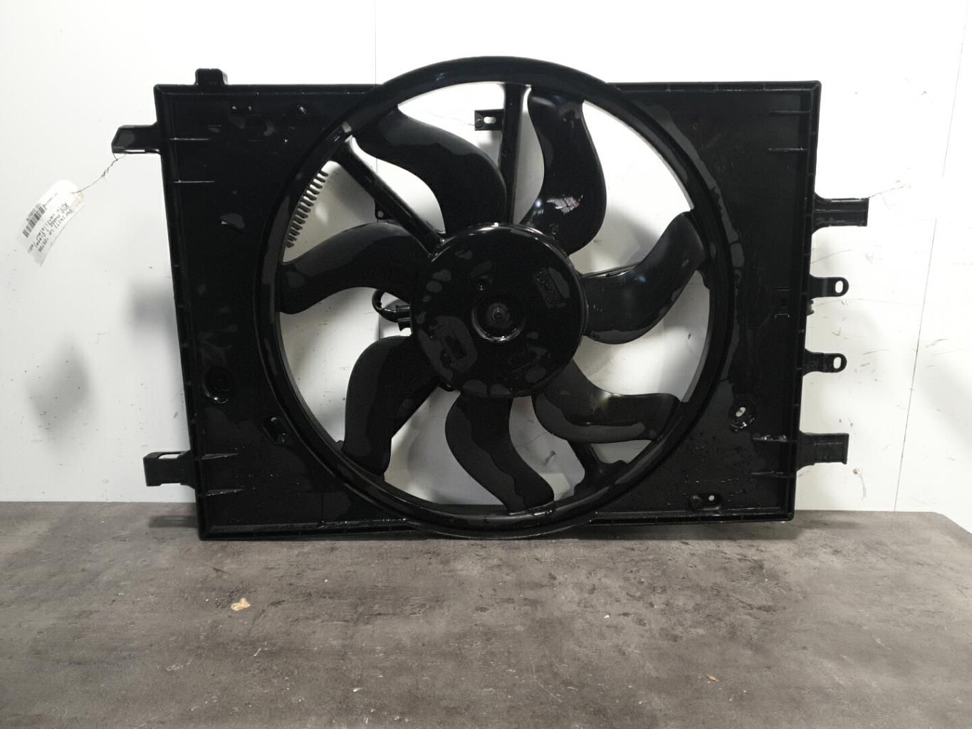 Moto ventilateur radiateur infiniti q50 phase 1