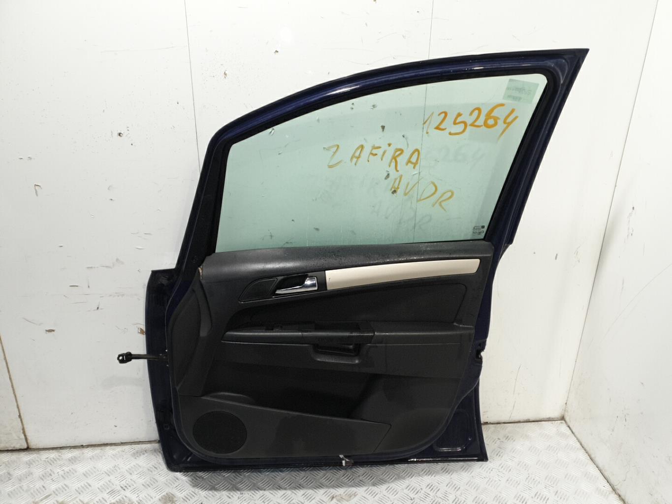 Porte avant droit opel zafira b phase 2