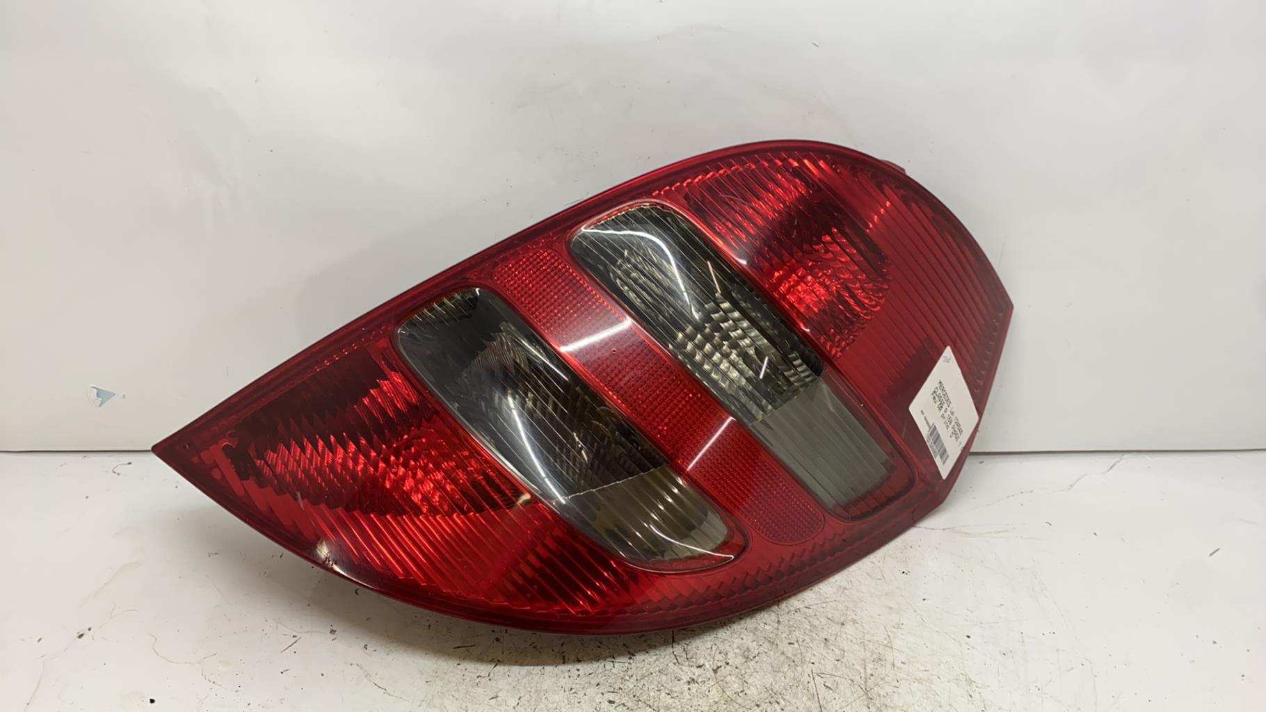 Feu arriere principal droit (feux) mercedes classe a 169 phase 1