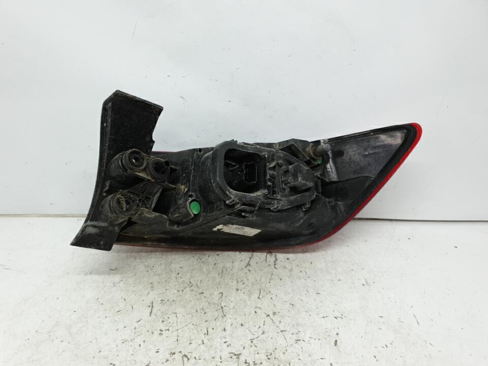 Feu arriere principal gauche (feux) renault clio 4 phase 1