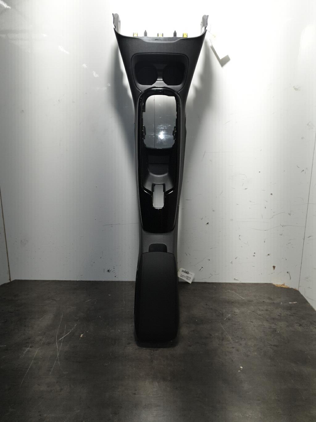 Console central (interieur plastique) citroen c4 cactus