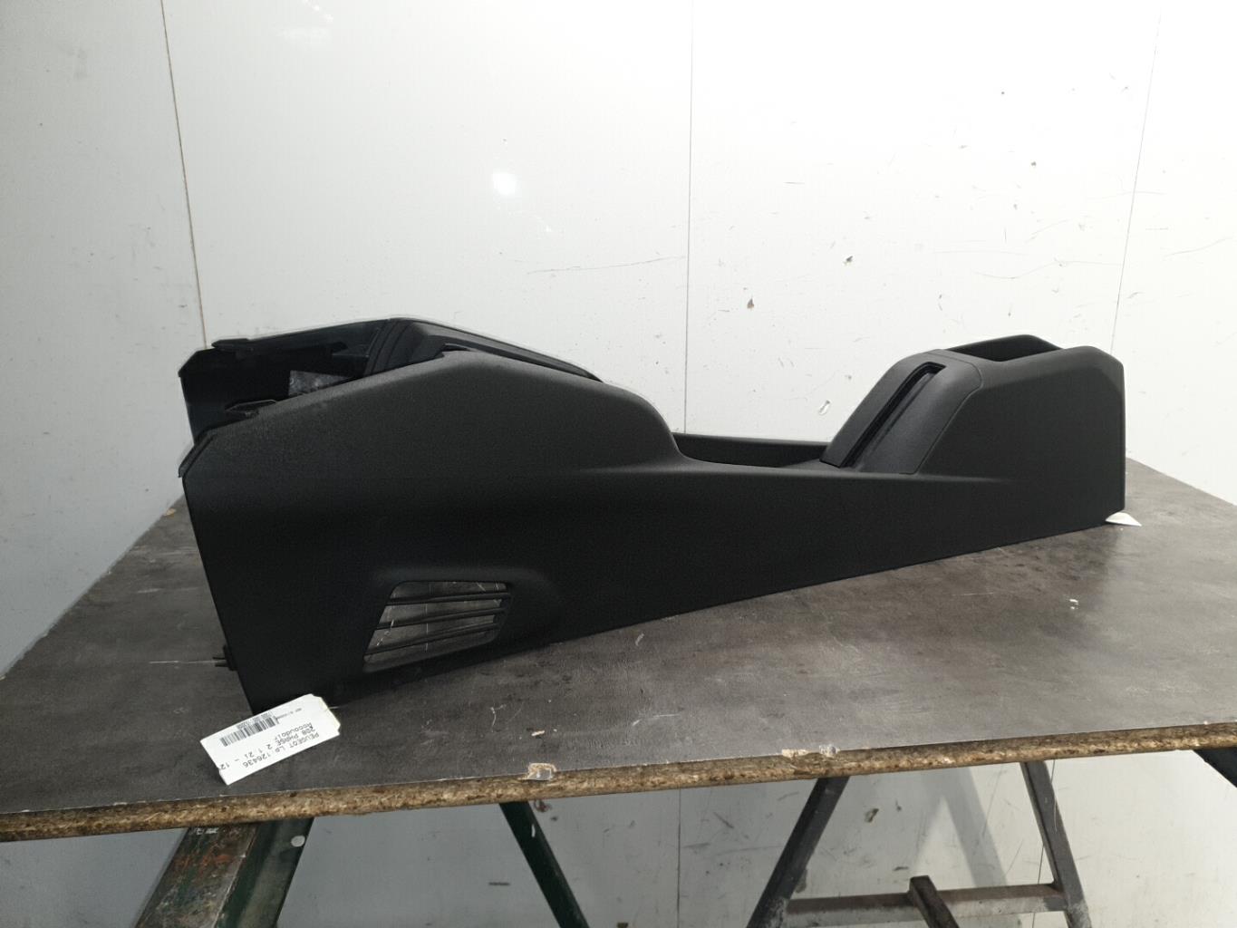 Console central (interieur plastique) peugeot 208 1 phase 2