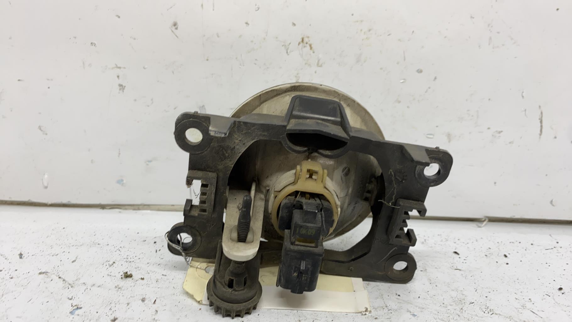 Anti brouillard gauche (feux) citroen c3 picasso phase 1