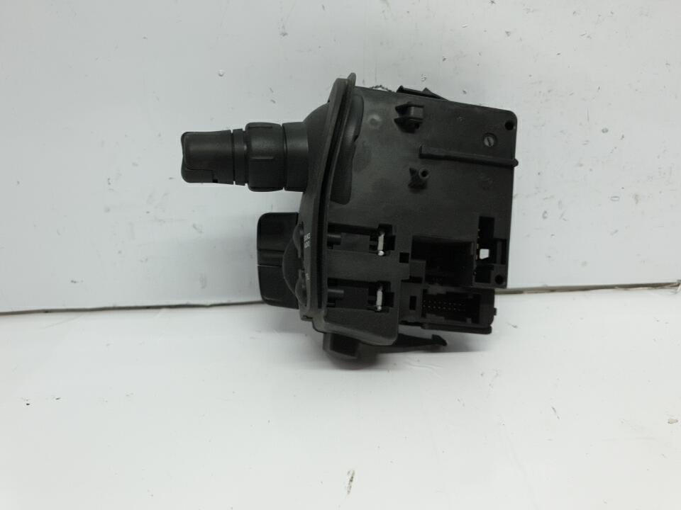 Commodo d'essuie glaces renault clio 3 phase 2