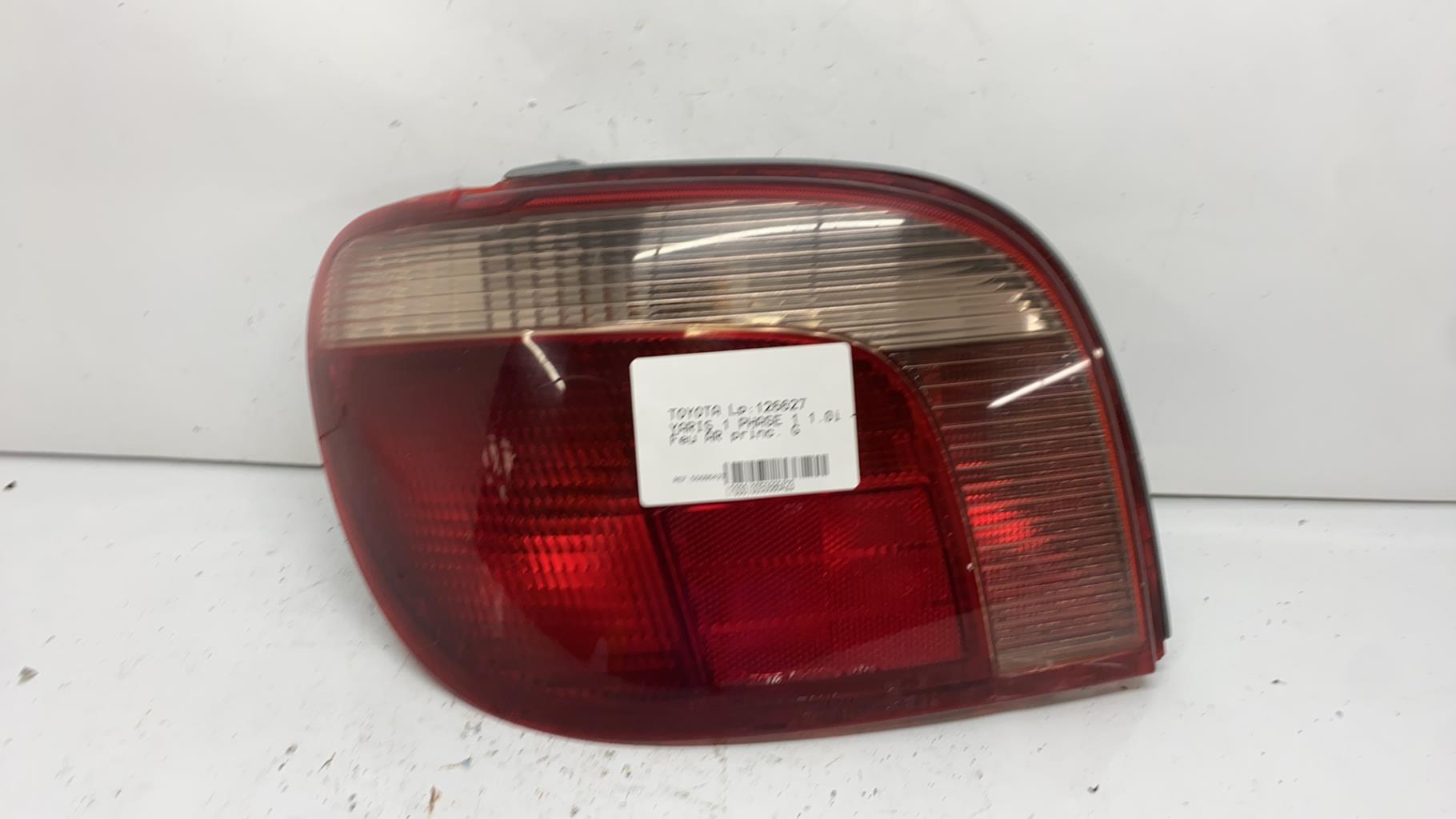 Feu arriere principal gauche (feux) toyota yaris 1 phase 1