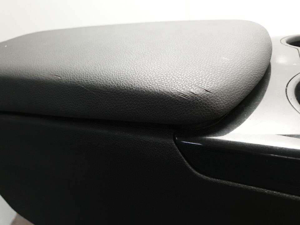 Console central (interieur plastique) peugeot 3008 1 phase 1
