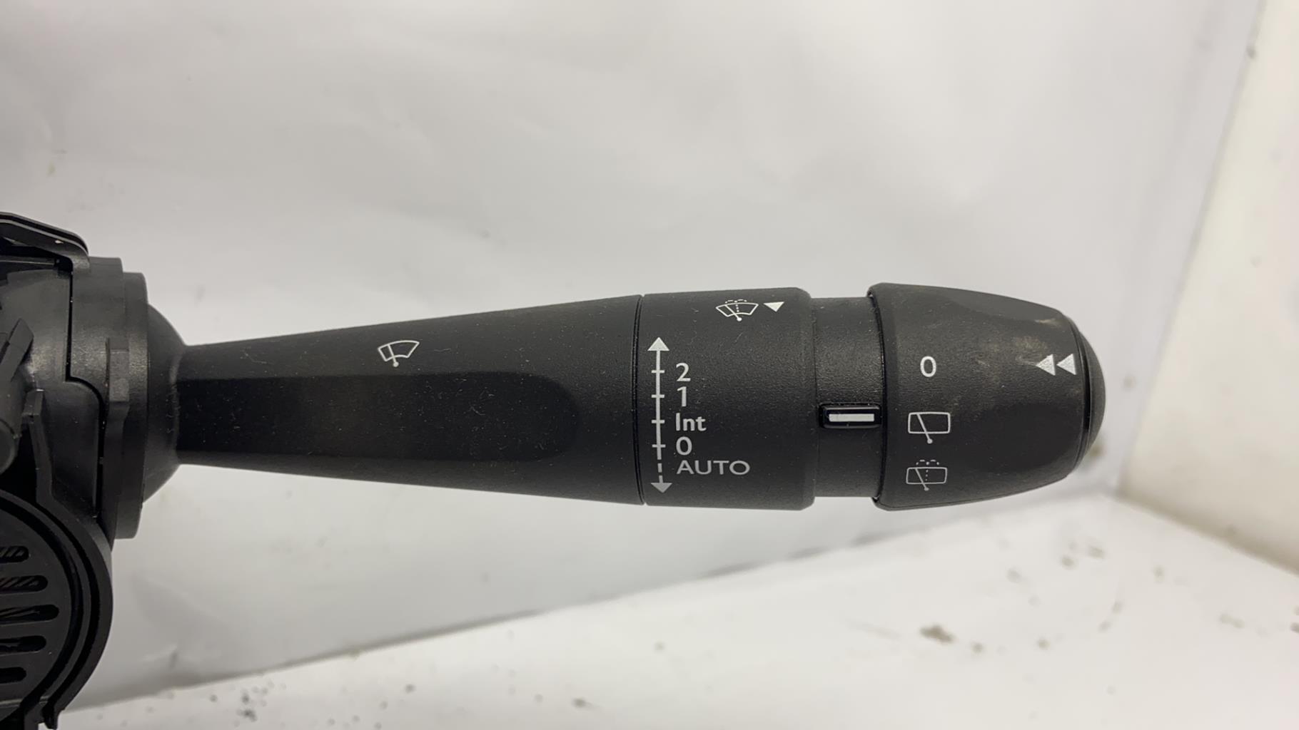 Com (Bloc Contacteur Tournant+Commodo Essuie Glace+Commodo Phare) citroen c4 cactus