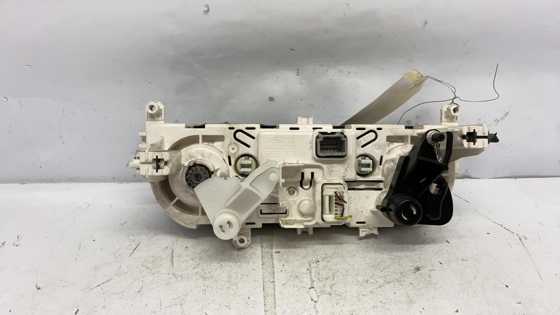 Commande chauffage renault clio 4 phase 1