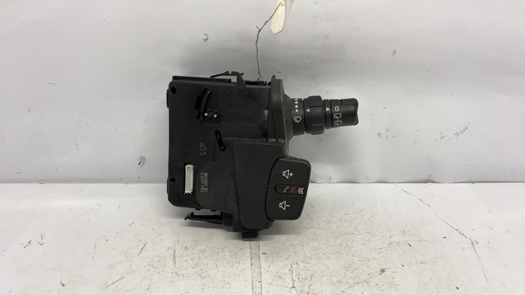 Commodo d'essuie glaces renault clio 3 phase 2