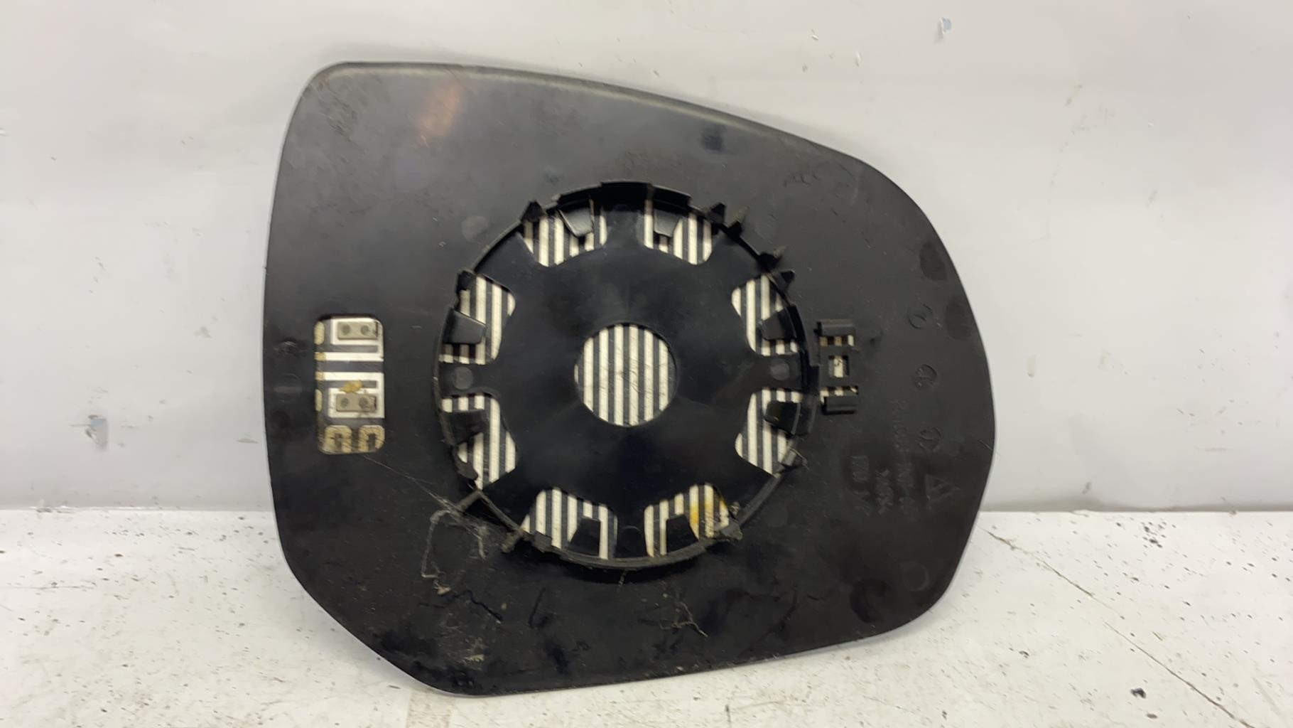 Glace retroviseur gauche citroen c4 grand picasso 1