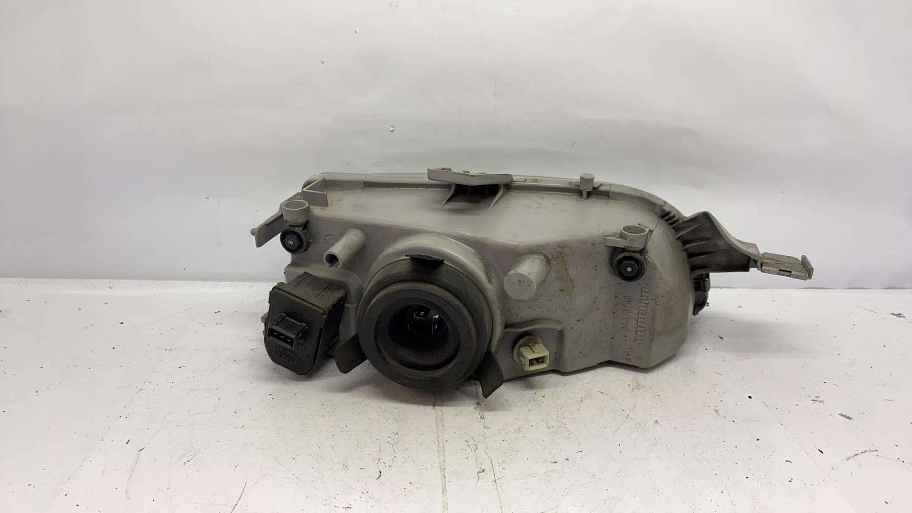 Optique avant principal gauche (feux)(phare) fiat punto 1 phase 1