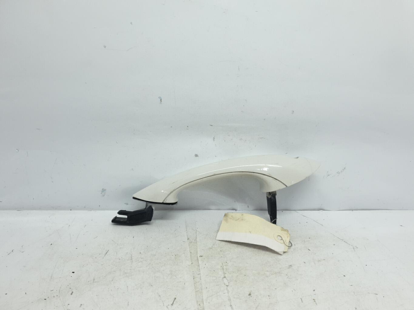 Poignee porte avant gauche bmw serie 5 f10 phase 1