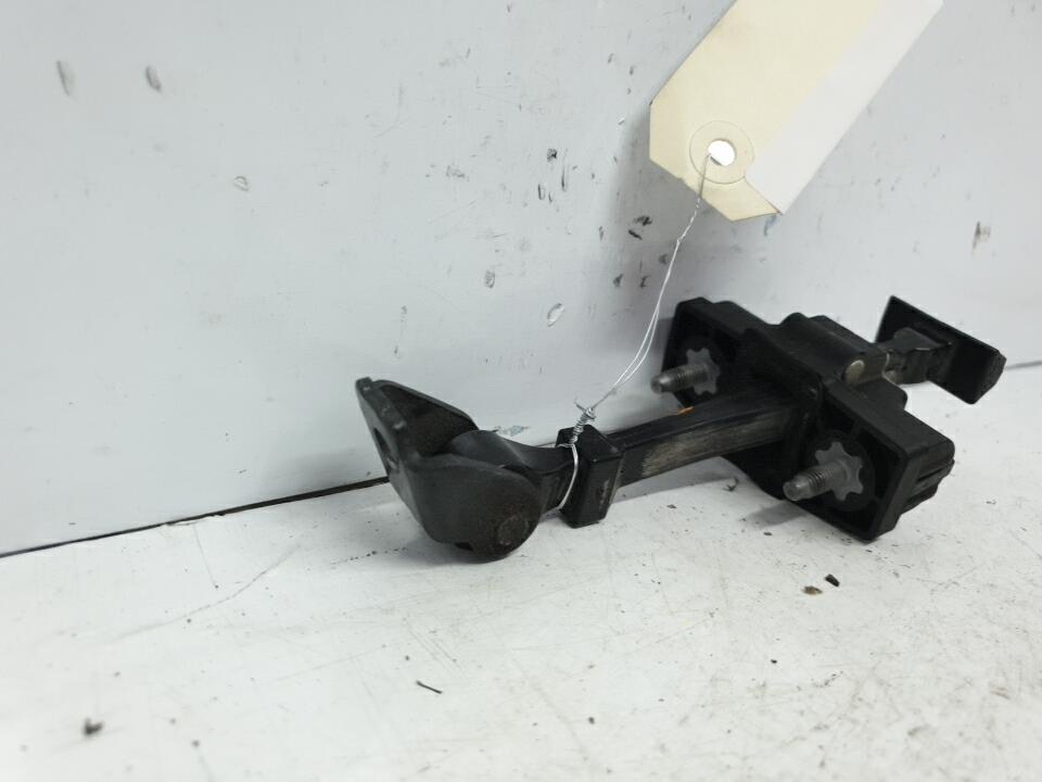 Arret de porte arriere gauche renault captur 1 phase 1
