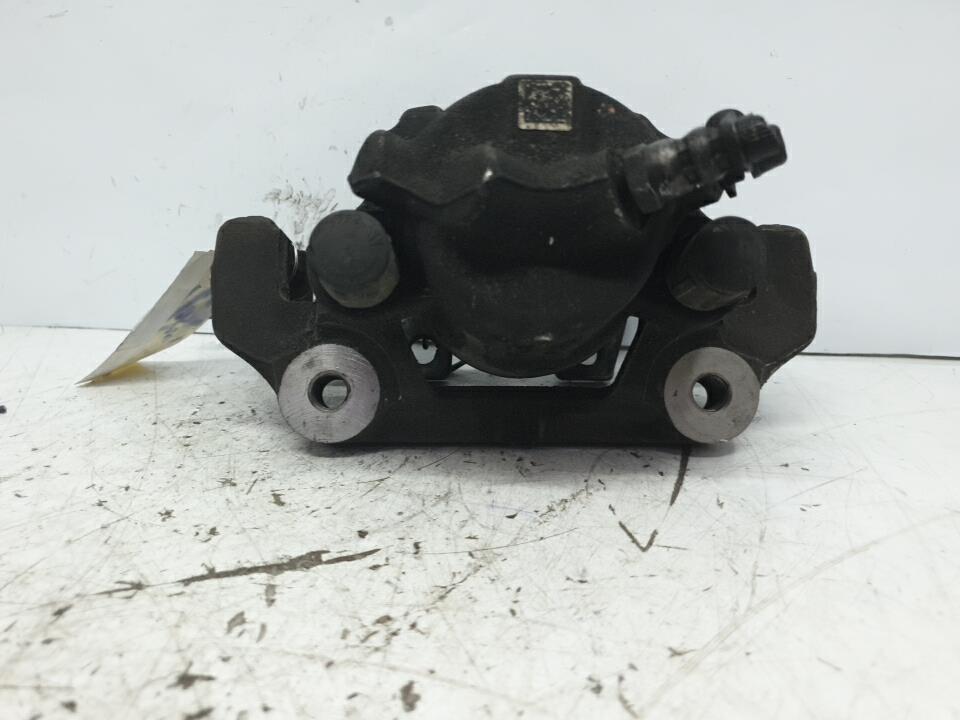 Etrier avant gauche (freinage) bmw serie 1 f21 phase 2