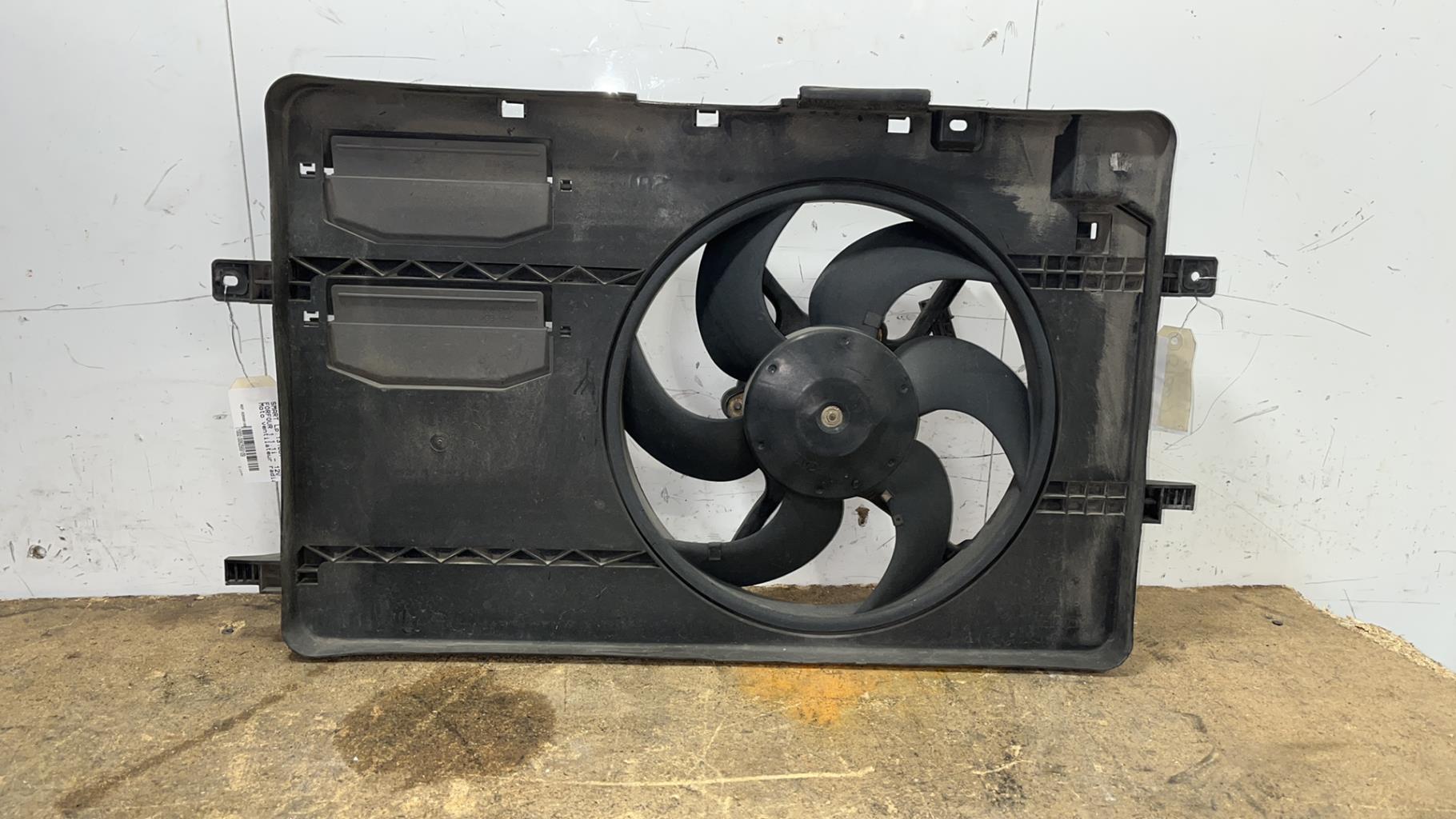 Moto ventilateur radiateur smart forfour 1