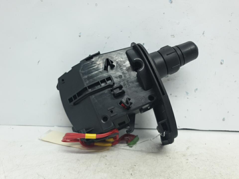 Commande de phare renault kangoo 2 phase 2